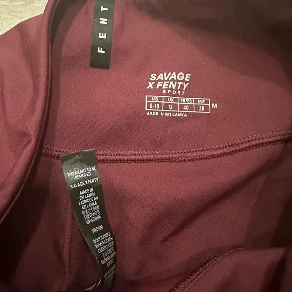 Savage X Fenty compress butt lift leggings Sz M 🏃🏻‍♀️ workout 🏋️ outdoors - Picture 4 of 4